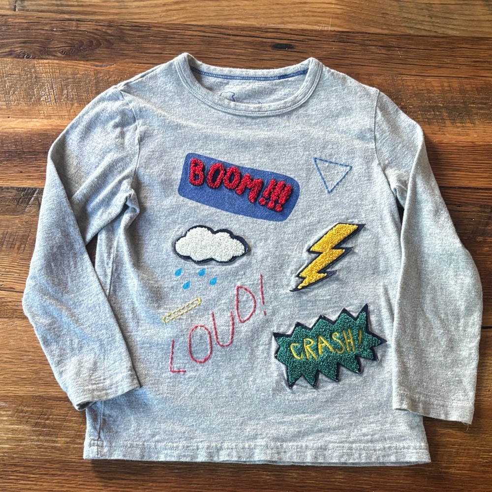Mini Boden Kids Graphic Long-Sleeve Top - Gray with Colorful Patches 5-6Y